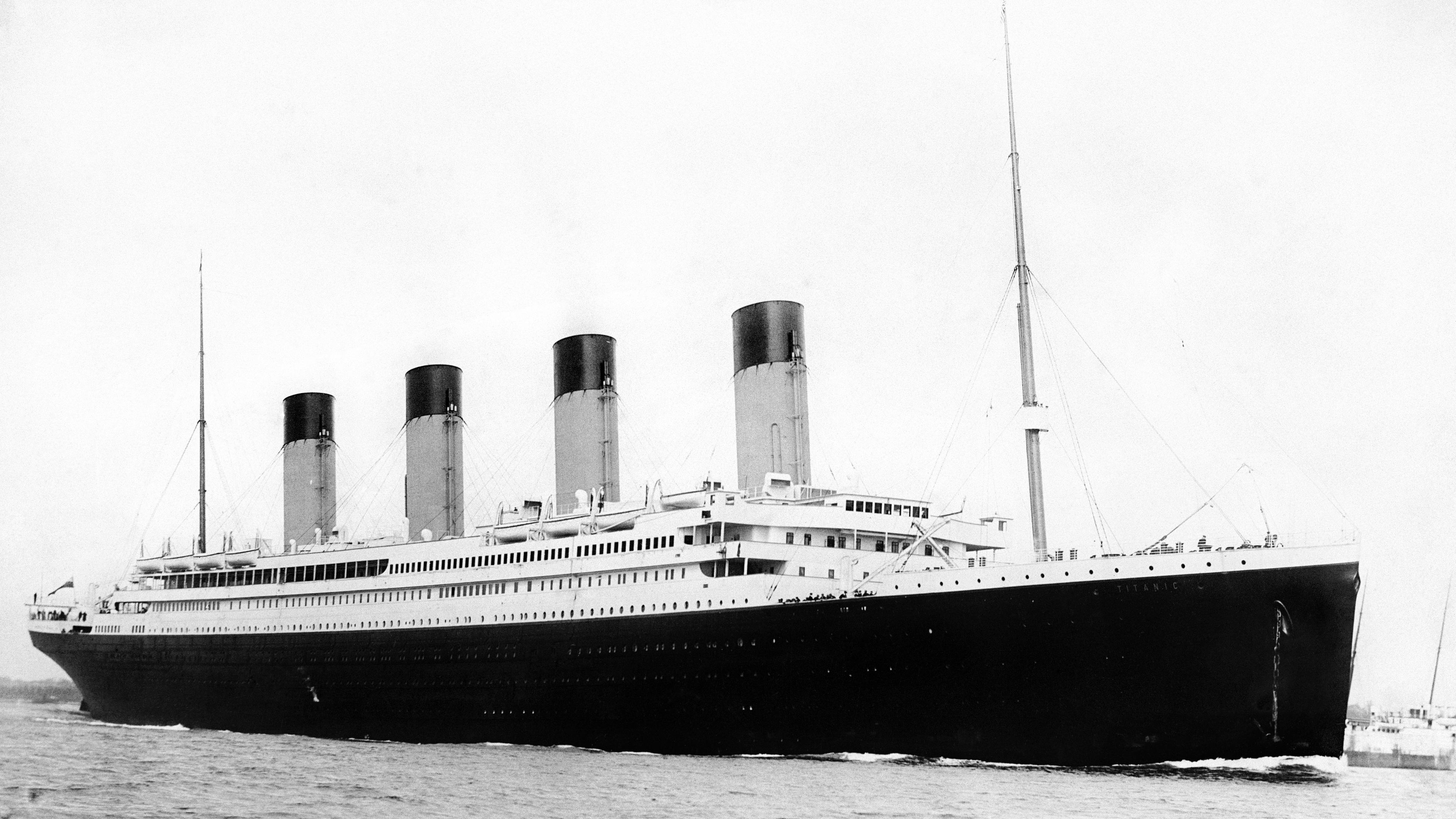Die "RMS Titanic" ist in den Gewässern vor der damaligen Provinz Ulster zu sehen.