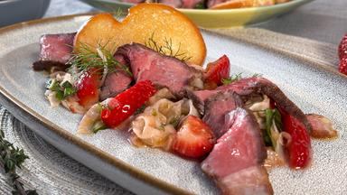 Roastbeef mit Erdbeer-Fenchel-Salsa