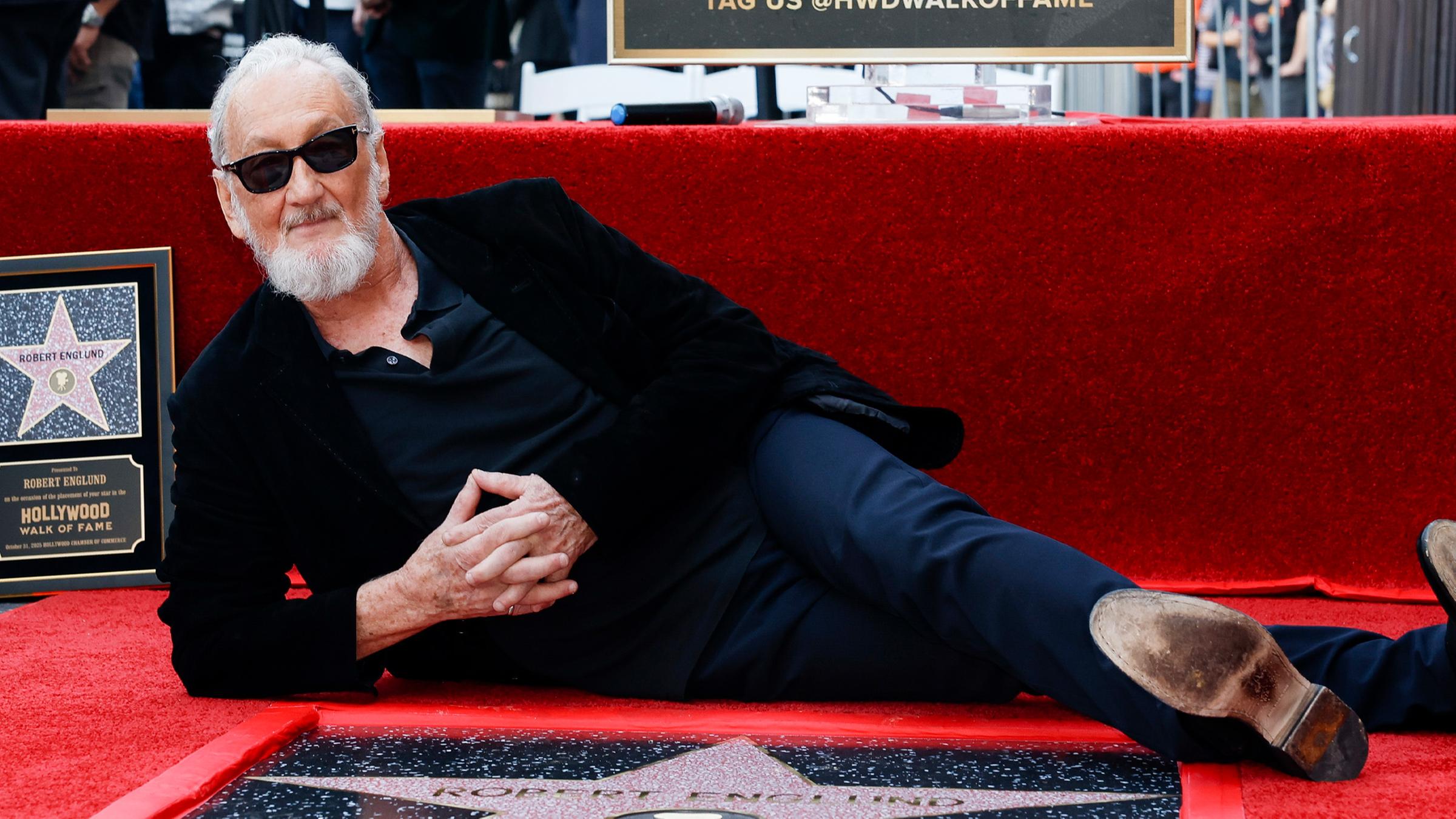 Der US-amerikanische Schauspieler und Regisseur Robert Englund während der Zeremonie zur Einweihung seines Sterns auf dem Hollywood Walk of Fame am 31.10.2025.