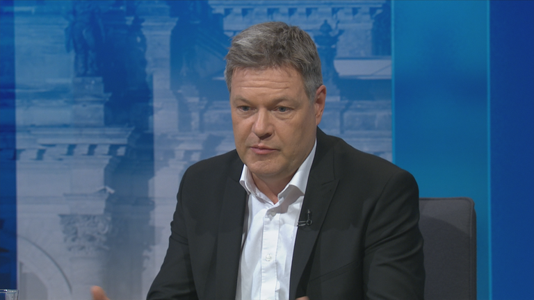 Robert Habeck von den Grünen mit einer Reaktion zur Bundestagswahl 2025.