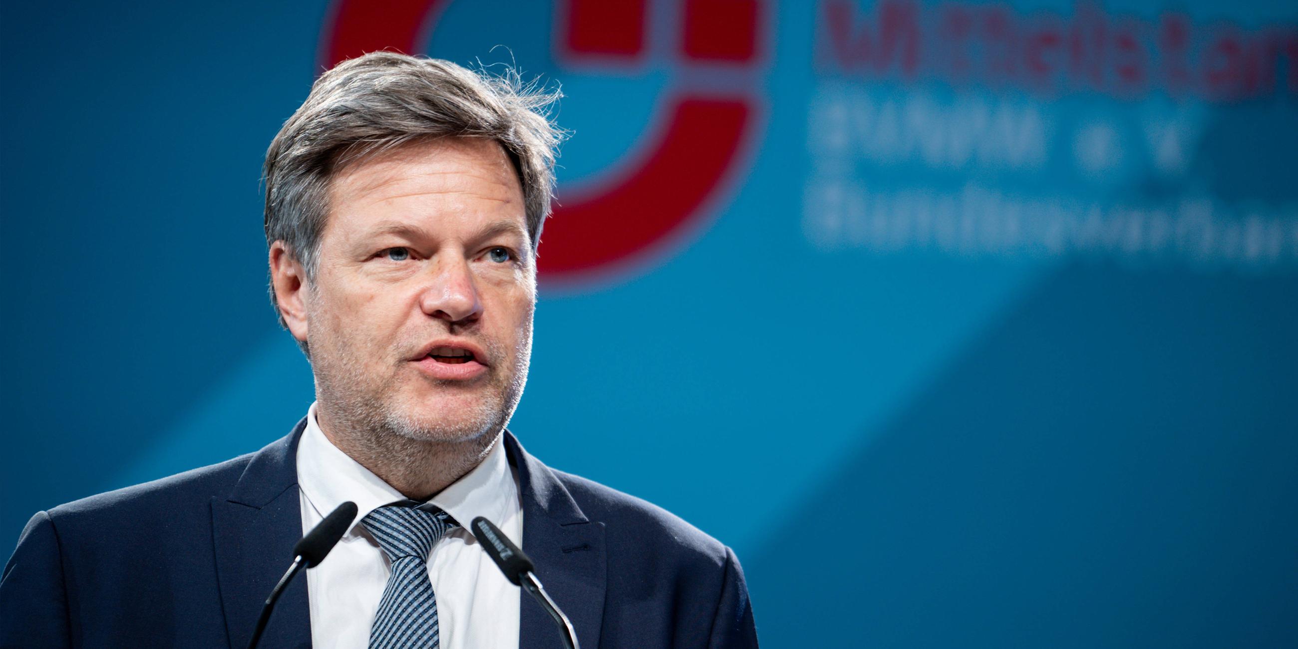 Robert Habeck (Gruene) bei seiner Keynote beim Zukunftstag Mittelstand
