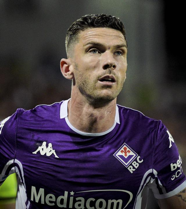 Der deutsch-niederländische Fussballspieler Robin Gosens läuft für den AC Florenz in der Serie A-Partie gegen Atalanta Bergamo auf