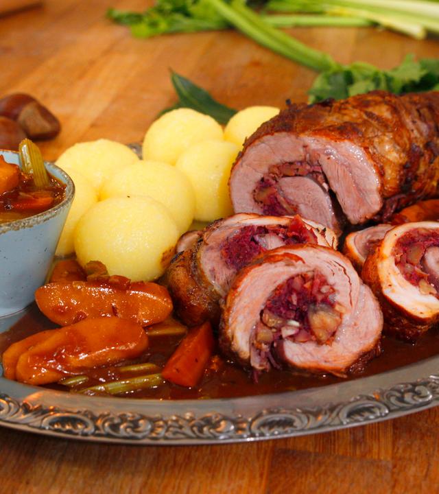 Rollbraten mit weihnachtlicher Füllung 
