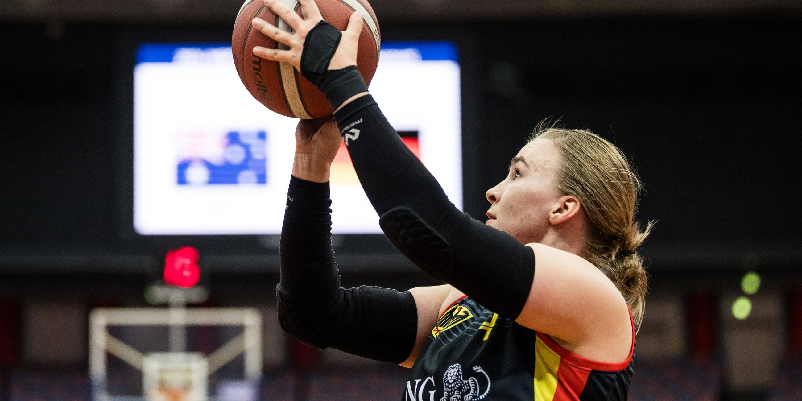 Rollstuhlbasketball-Nationalspielerin Mareike Müller