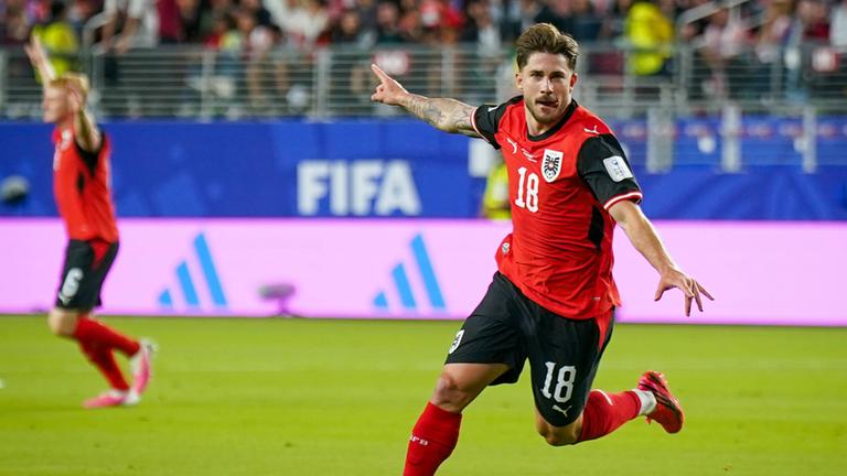 Romano Schmid jubelt nach seinem Treffer zum 1:0 für Österreich im WM-Gruppenspiel gegen Jordanien.