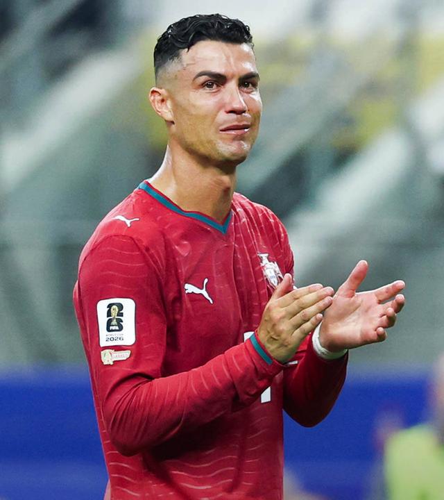 Ronaldo weinend nach seinem Ausscheiden.