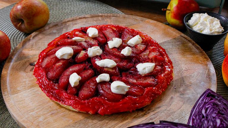 "Tarte Tatin" - Herzhafter Rotkohl-Apfelkuchen