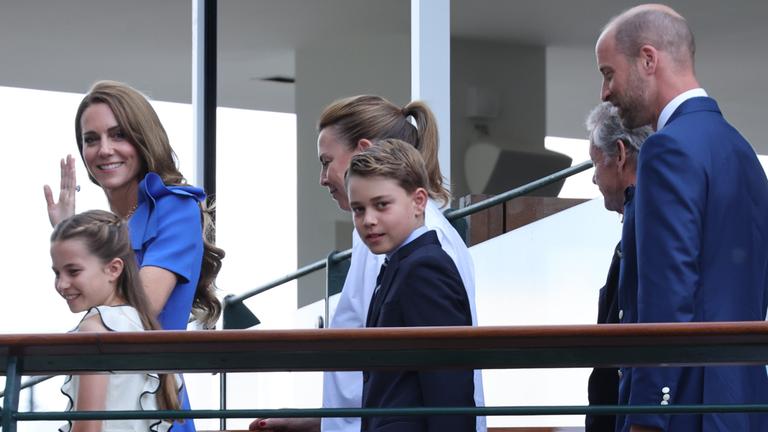 Prinz William und Kate Middleton mit ihren Kindern Prinz George und Prinzessin Charlotte. (Archiv)