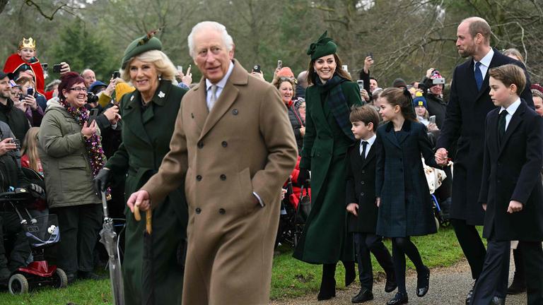 Die königliche Familie bei der Ankunft zum traditionellen Weihnachtsgottesdienst