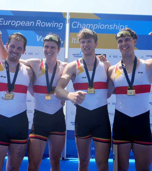 Marc Weber, Felix Heinrich, Jonas Gelsen und Ole Hohensee aus Deutschland jubeln über ihren Sieg am 01.08.2026 in Varese in Italien. 