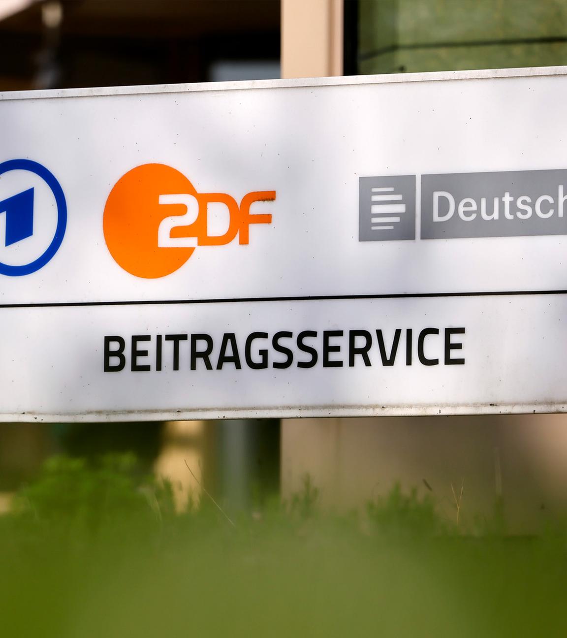 Im Bild der Eingang des ARD ZDF Deutschlandradio Beitragsservice auf dem WDR-Gelände in Köln Bocklemünd