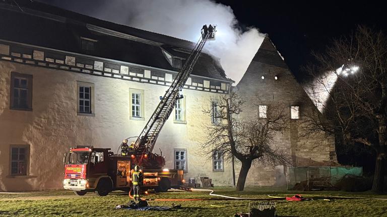 Feuer beschädigt Burg aus 12. Jahrhundert