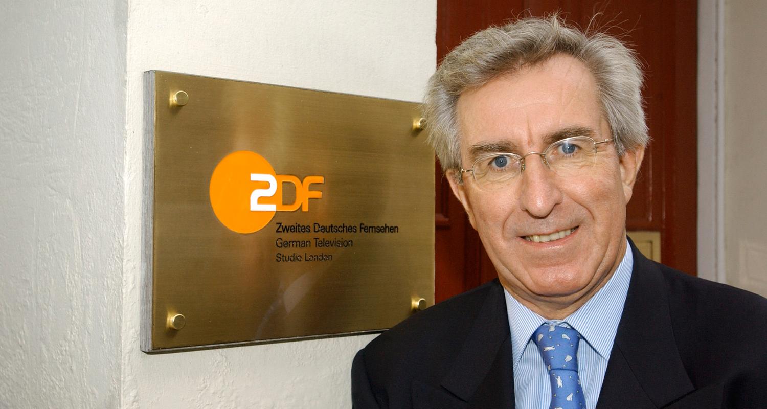 Ruprecht Eser vor dem ZDF-Studio in London