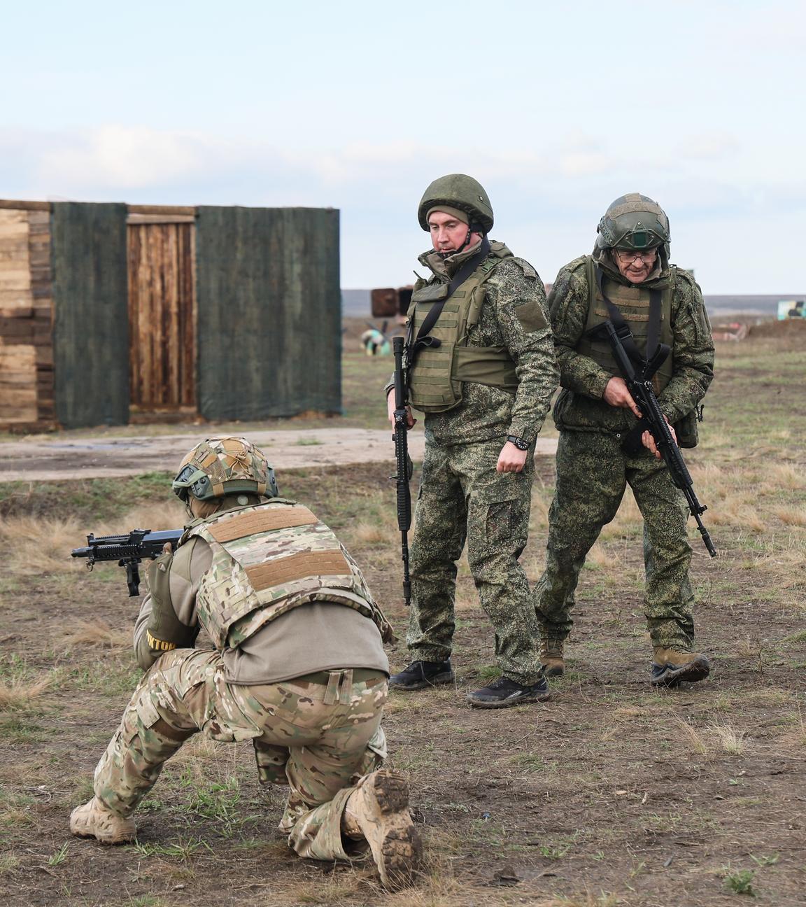 Kampfausbildung für russische Soldaten auf einem Militärübungsgelände des südlichen Militärbezirks