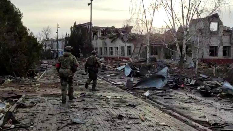 Russische Kräfte rücken in die Stadt Sudscha in der Region Kursk vor.