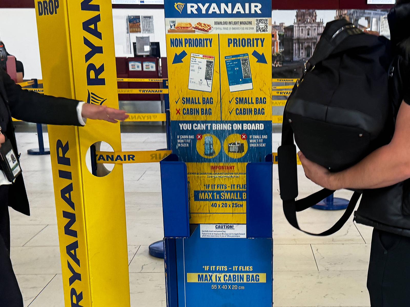 ryanair vapes im handgepäck Ryanair-Handgepäckregeln: Ufo-Gewerkschaft fürchtet Probleme