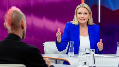ZDF-Rechtsexpertin Sarah Tacke bei Maybrit Illner