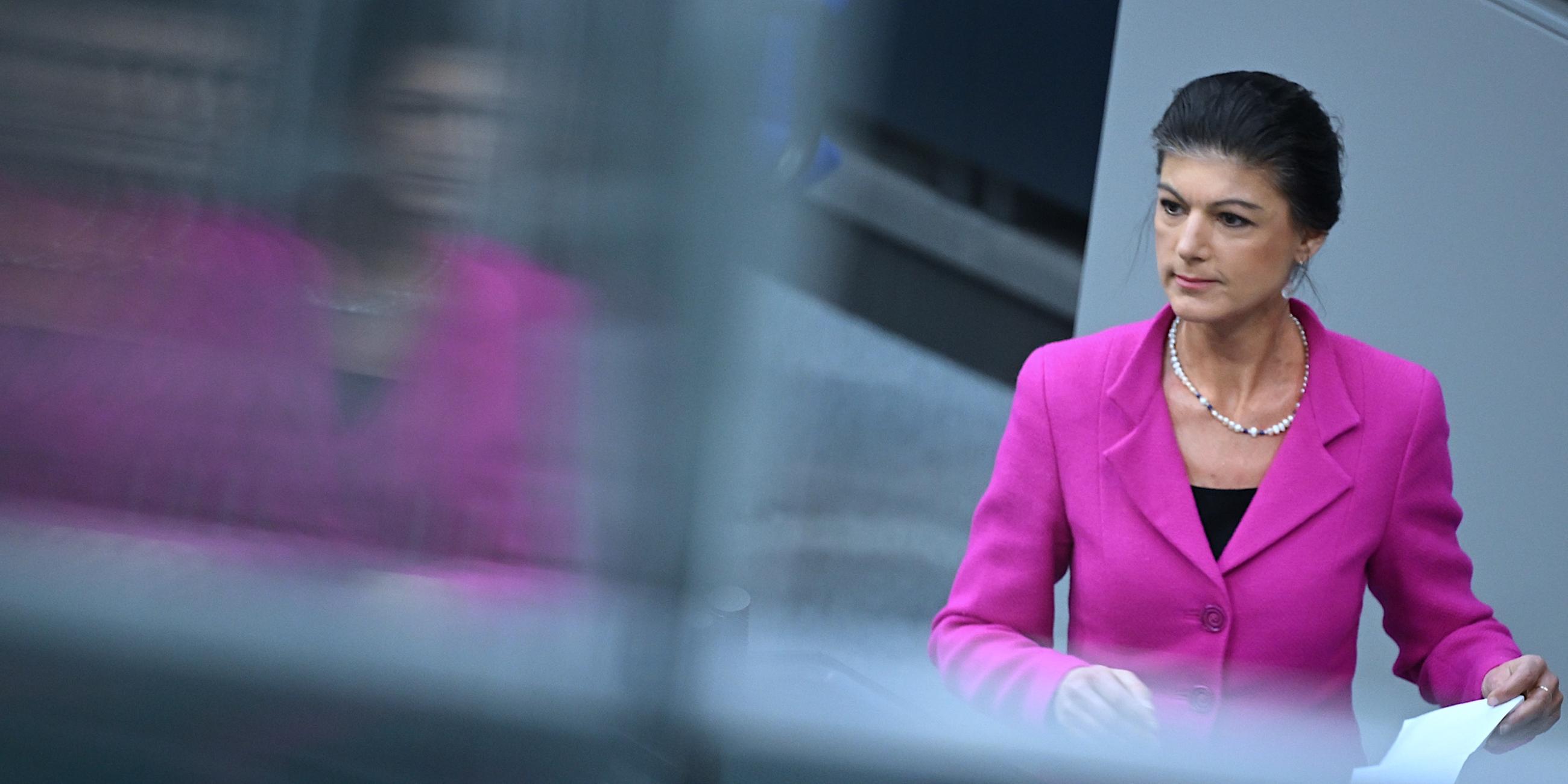 Sahra Wagenknecht, Bundesvorsitzende des Bündnis Sahra Wagenknecht (BSW), spricht bei der 157. Sitzung des Bundestages.