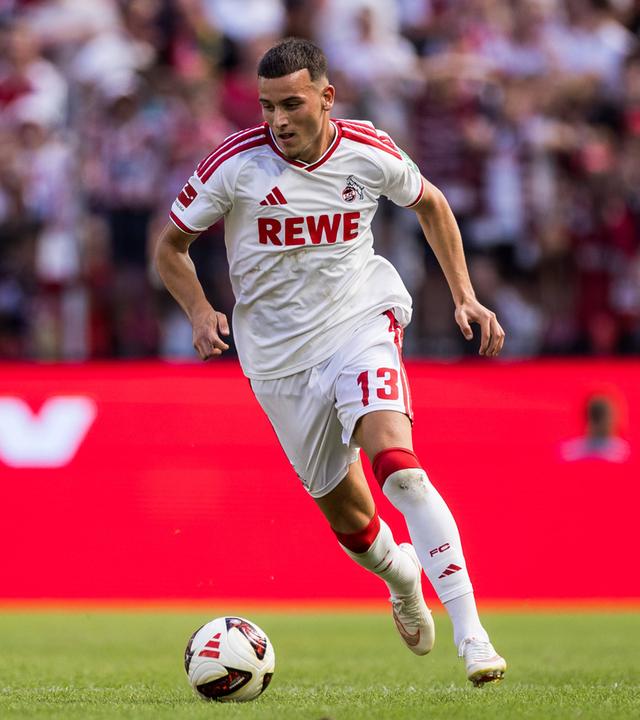 Fußballer Said El Mala vom 1. FC Köln am Ball im Spiel gegen Real Sociedad San Sebastian am 08.08.2026 in Köln.