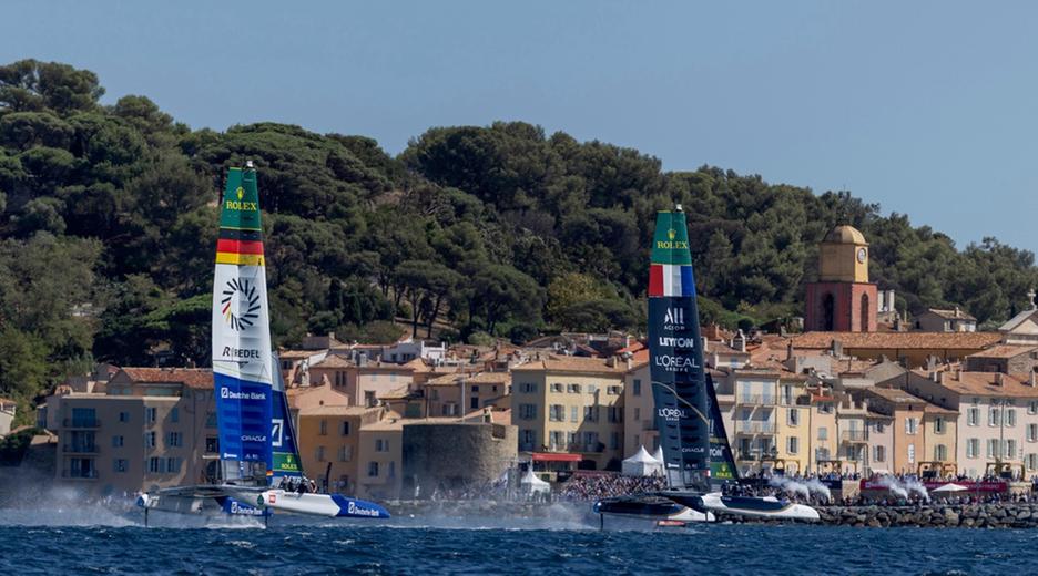 Das deustche und französische Team in Aktion beim SailGP in Frankreich.