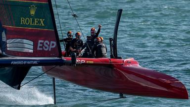 Das spanische SailGP-Team Los Gallos.
