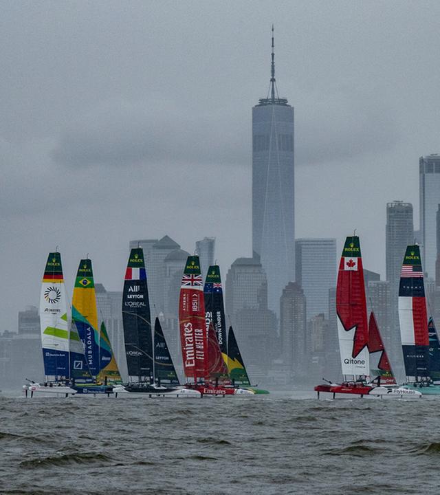 Zum 6. Event der 5. SailGP-Saison trafen sich zwölf Teams nach der Reparaturpause in der Waschküche von New York. 