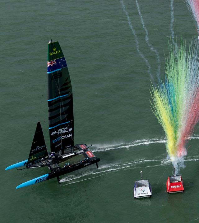 SailGP: Neuseeland gewinnt Rennen 2 vor Portsmouth.