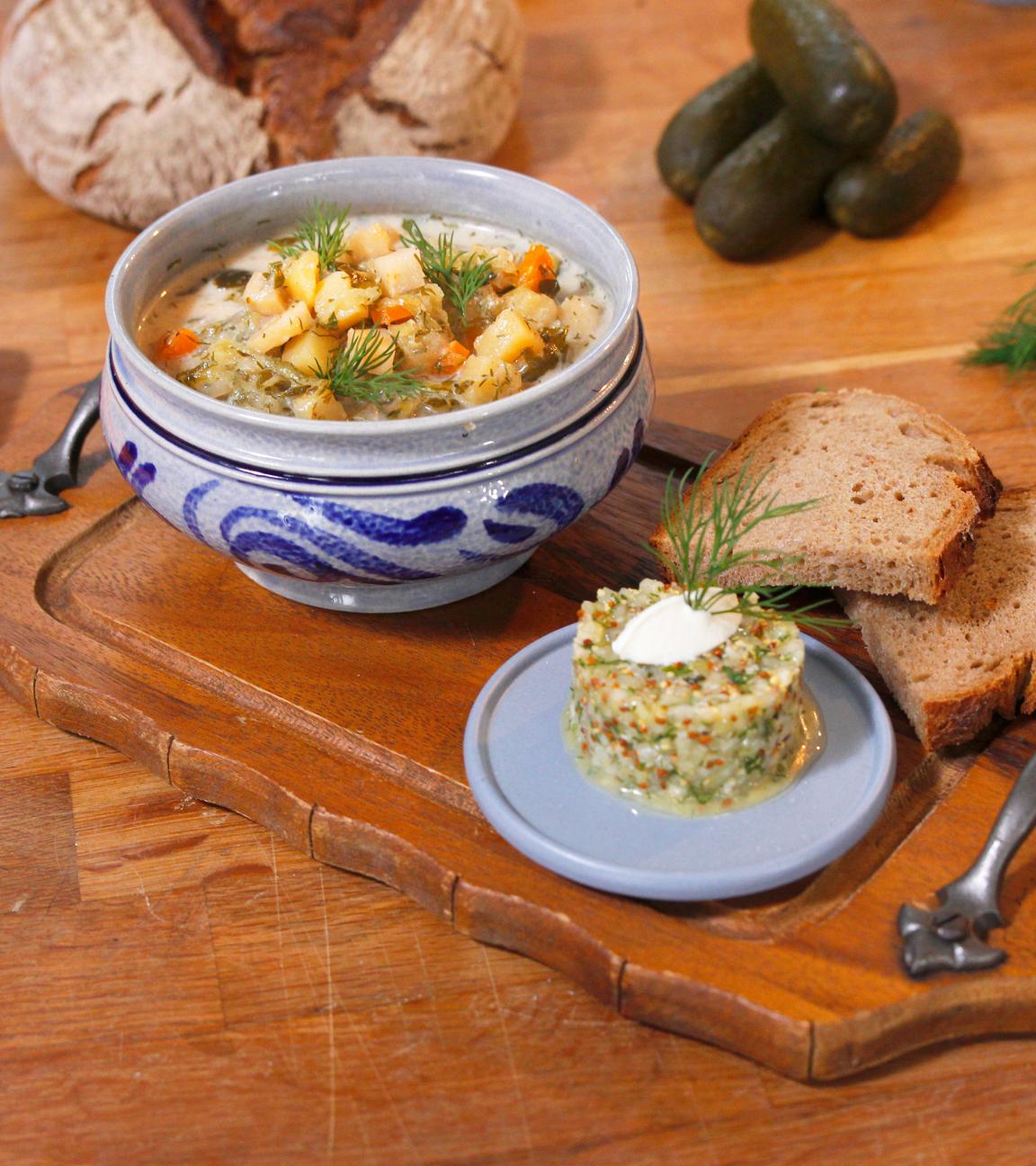 Polnische Salzgurkensuppe - Zopa Ogorkow