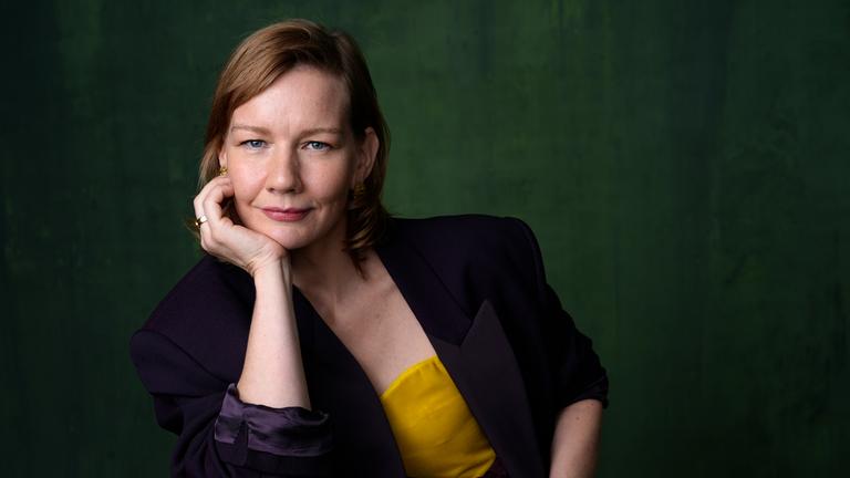 Sandra Hüller posiert für ein Porträt während des "Nominees Luncheon" im Beverly Hilton Hotel am 12.02.2024.