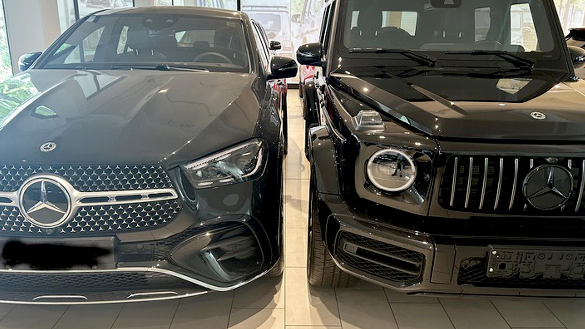 Sichergestellte Fahrzeuge bei Durchsuchungen des Zollfahndungsamtes Essen im Auftrag der Staatsanwaltschaft Bochum. 