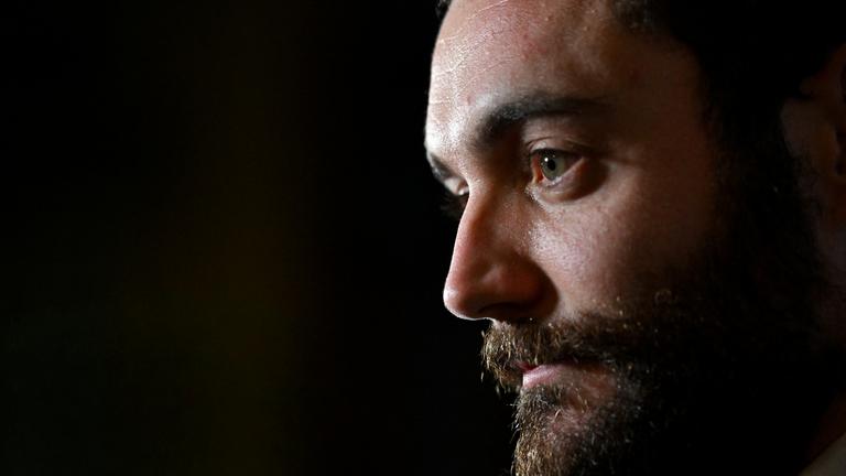 Louis Sarkozy gibt bei einer PK seine Kanditatur für die Kommunalwahlen 2026 bekannt