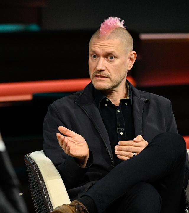 Sascha Lobo sitzt als Gast bei "Markus Lanz"