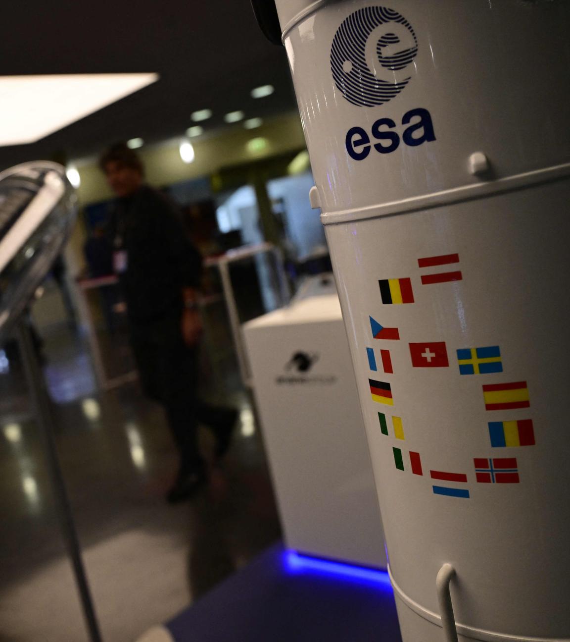 Es ist ien Bild aus dem BDA Weltall-Kongress. Das Logo der ESA (Europäische Weltraumagentur) ist zu sehen.