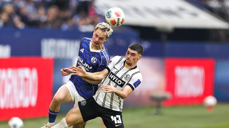 Finn Porath und Felix Keidel in Schalke am 08.11.25