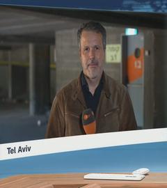 Moderatorin im Schaltgespräch mit Korrespondent Thomas Reichart