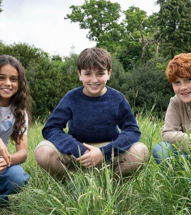 Schauspieler Arabella Stanton (l-r), Dominic McLaughlin und Alastair Stout, die Hermine Granger, Harry Potter und Ron Weasley in der HBO-Serie "Harry Potter" darstellen werden.
