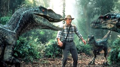 Schauspieler Sam Neill in einer Filmszene des Filmes "Jurassic Park III." aus dem Jahre 2001.