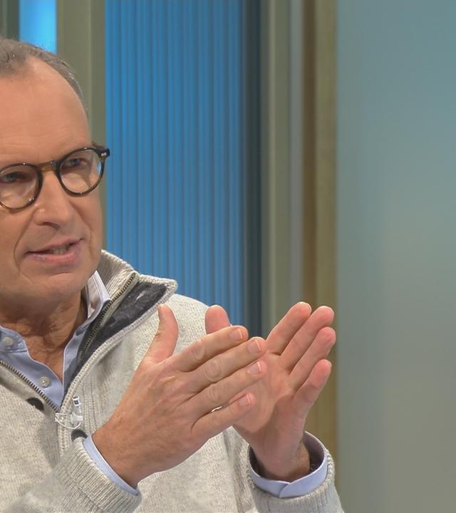 Dr. Christoph Specht am "Volle Kanne"-Tisch.