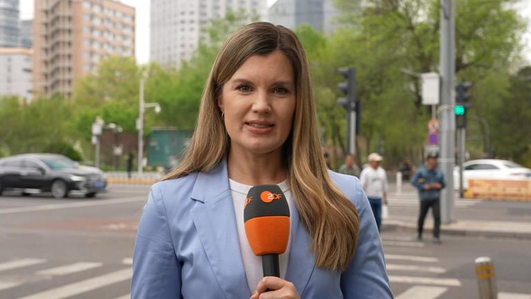 Elisabeth Schmidt | ZDF-Korrespondentin in Peking