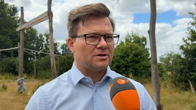 Bundesumweltminister Carsten Schneider (SPD) im Interview