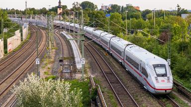 Verkehrsminister Bilger will Bahn-Boni an Ziele koppeln