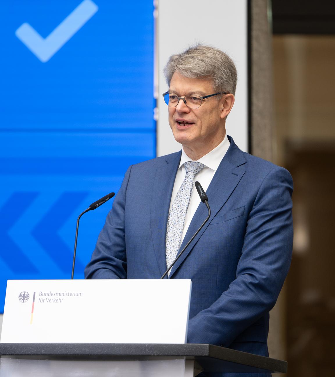 Patrick Schnieder (CDU), Bundesminister für Verkehr