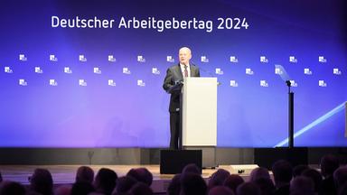 Bundeskanzler Olaf Scholf spricht beim Deutschen Arbeitgebertag 