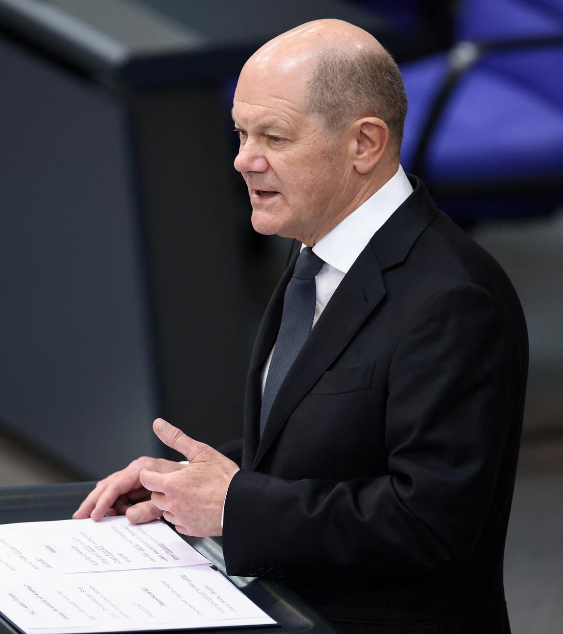 20.03.2024: Bundeskanzler Olaf Scholz spricht bei seiner Regierungserklärung im Bundestag in Berlin.