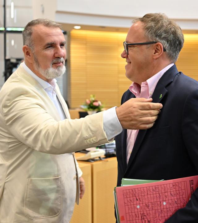 Steffen Schütz (BSW) und Mario Voigt (CDU)