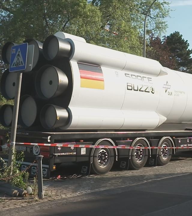 Der ESA-Weltallsimulator, der aussieht wie eine Rakete.
