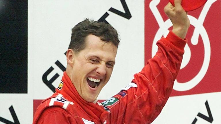 In der Saison 2000 macht sich Schumacher unsterblich und holt den ersten Fahrer-WM-Titel für Ferrari seit Jody Scheckter 1979.