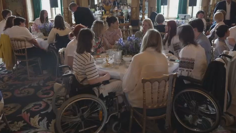 Schweden: Royals empfangen ukrainische Kinder