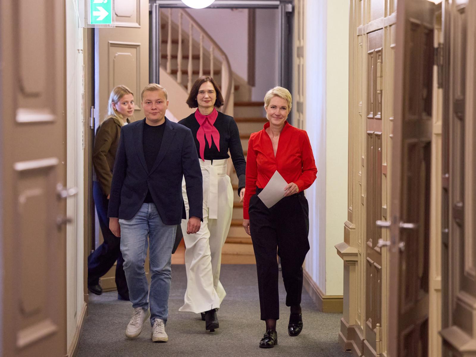 Rot-rot-grüne Nagelprobe