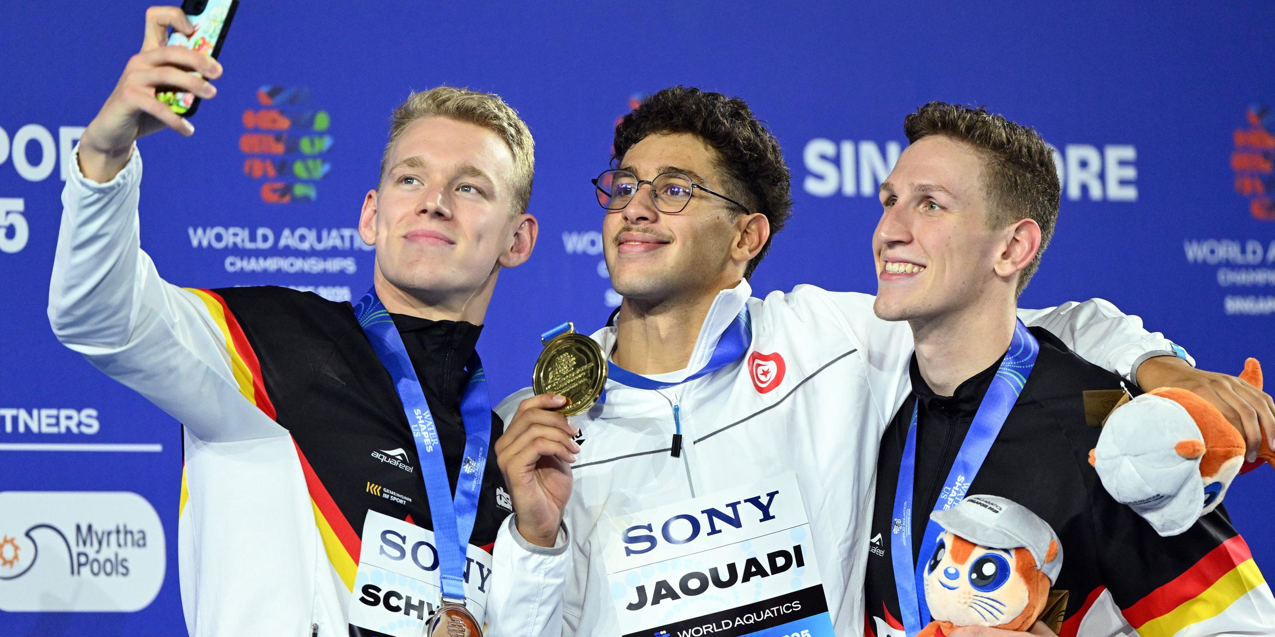  Sven Schwarz (Deutschland, 2. Platz), Weltmeister Ahmed Jaouadi (Tunesien), Lukas Maertens (Deutschland, 3. Platz).